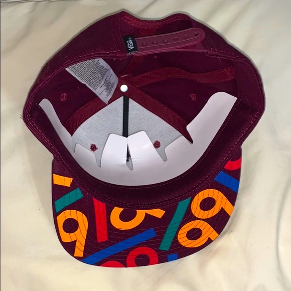 >💟‼️66 VANS‼️EMBROIDERED FRONT DESIGN MAROON SNAPBACK FOR SIZING BRAND NEW - Picture 4 of 12